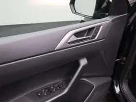 Volkswagen Polo thumbnail 24