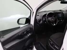 Mercedes-Benz Vito (2022) thumbnail 5