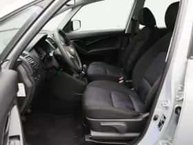 Hyundai ix20 (2011) thumbnail 5
