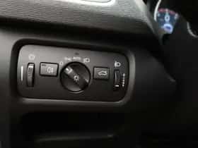 Volvo V40 (2014) thumbnail 24