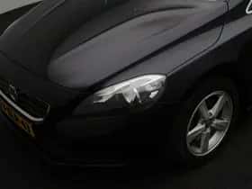 Volvo V40 (2014) thumbnail 25