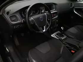 Volvo V40 (2014) thumbnail 8