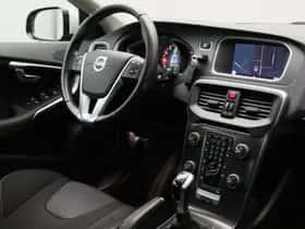 Volvo V40 (2014) thumbnail 10