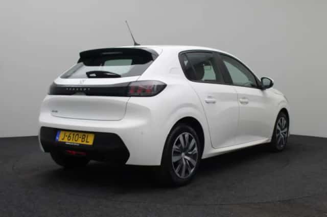 Peugeot 208 (2020) thumbnail 3
