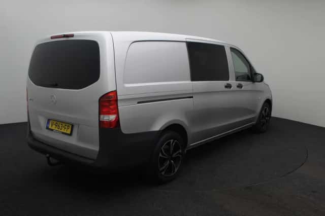 Mercedes-Benz Vito (2017) thumbnail 3