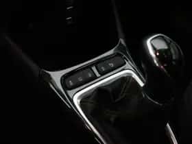Opel Crossland X (2017) thumbnail 23