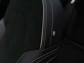 Volvo XC40 (2022) thumbnail 24