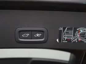 Volvo XC40 (2022) thumbnail 30
