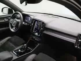 Volvo XC40 (2022) thumbnail 36