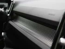 Volvo XC40 (2022) thumbnail 37