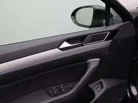 Volkswagen Passat (2016) thumbnail 20