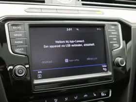 Volkswagen Passat (2016) thumbnail 25