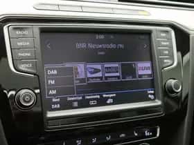 Volkswagen Passat (2016) thumbnail 26