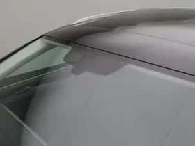 Volkswagen Passat (2016) thumbnail 32