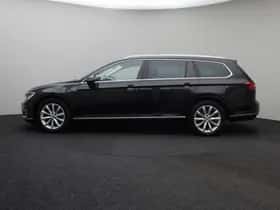 Volkswagen Passat (2016) thumbnail 6