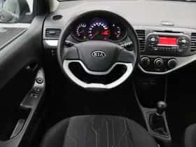 Kia Picanto (2011) thumbnail 2