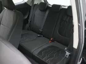 Kia Picanto (2011) thumbnail 12
