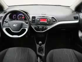Kia Picanto (2011) thumbnail 5
