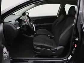 Kia Picanto (2011) thumbnail 6