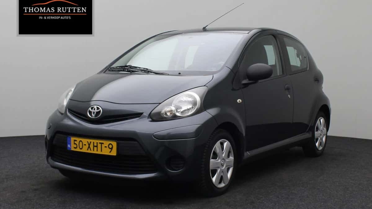 Toyota Aygo (2012) — foto 1