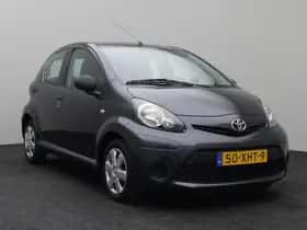 Toyota Aygo (2012) thumbnail 19