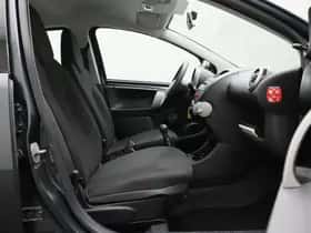 Toyota Aygo (2012) thumbnail 21
