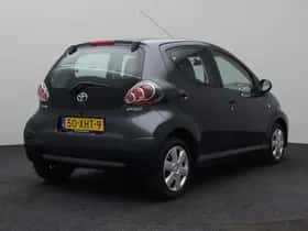 Toyota Aygo (2012) thumbnail 4