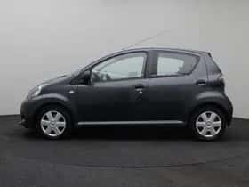 Toyota Aygo (2012) thumbnail 7