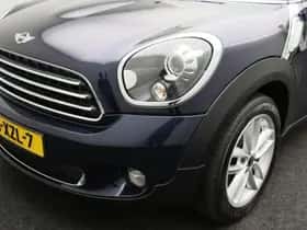 MINI Countryman (2012) thumbnail 22
