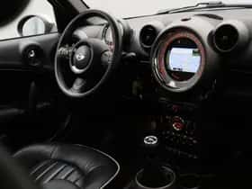 MINI Countryman (2012) thumbnail 10
