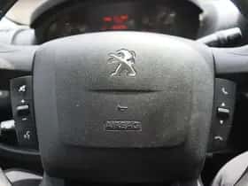Peugeot Boxer (2016) thumbnail 20
