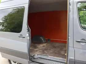 Mercedes-Benz Sprinter (2014) thumbnail 19