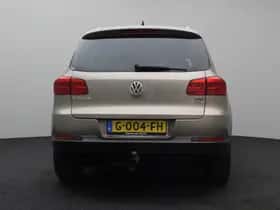 Volkswagen Tiguan (2015) thumbnail 13