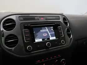 Volkswagen Tiguan (2015) thumbnail 14