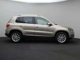 Volkswagen Tiguan (2015) thumbnail 15
