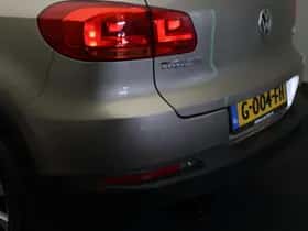 Volkswagen Tiguan (2015) thumbnail 21