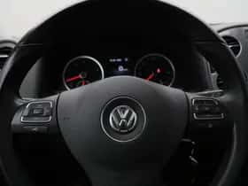 Volkswagen Tiguan (2015) thumbnail 28