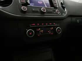 Volkswagen Tiguan (2015) thumbnail 29