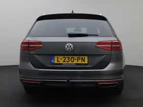 Volkswagen Passat (2016) thumbnail 13