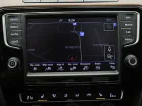 Volkswagen Passat (2016) thumbnail 30