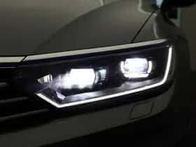 Volkswagen Passat (2016) thumbnail 31