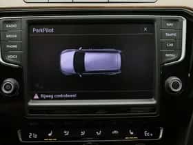 Volkswagen Passat (2016) thumbnail 32