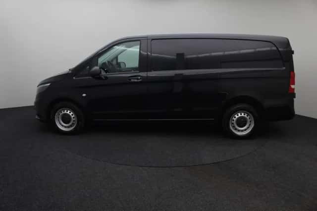 Mercedes-Benz Vito (2022) thumbnail 6