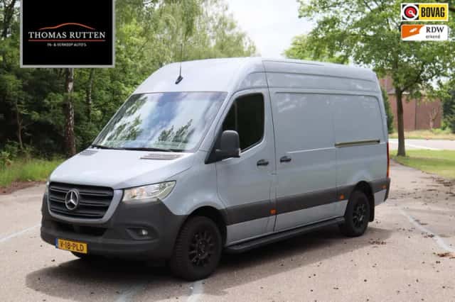 Mercedes-Benz Sprinter (2018) thumbnail 1