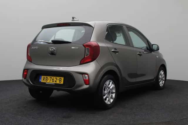 Kia Picanto (2017) thumbnail 3