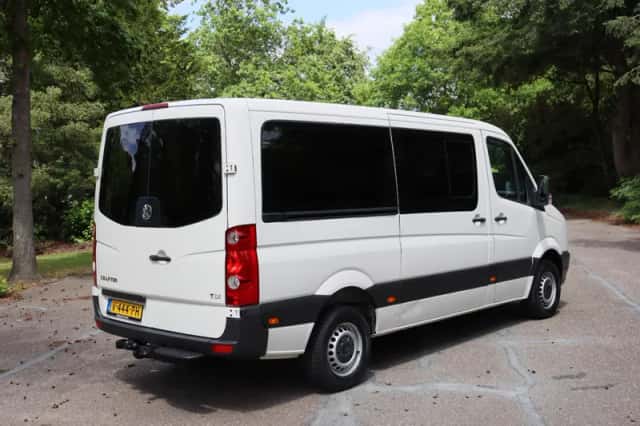 Volkswagen Crafter (2011) thumbnail 3