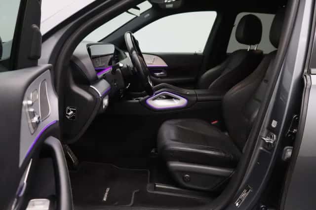 Mercedes-Benz GLE (2023) thumbnail 4