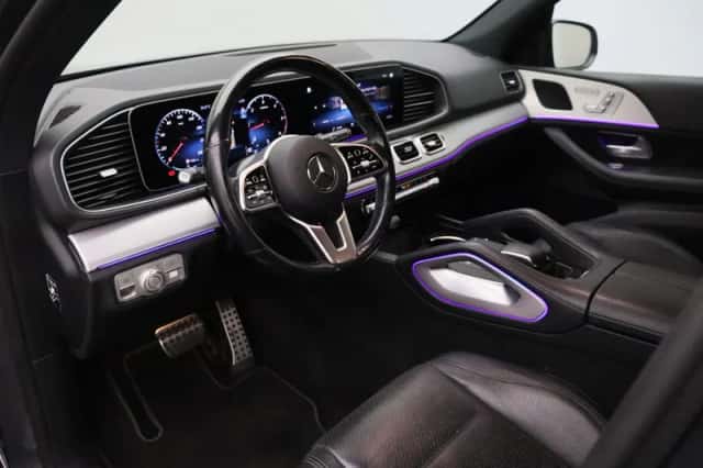 Mercedes-Benz GLE (2023) thumbnail 6
