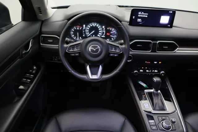 Mazda CX-5 (2021) thumbnail 2