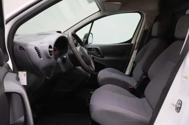 Peugeot Partner (2014) thumbnail 5
